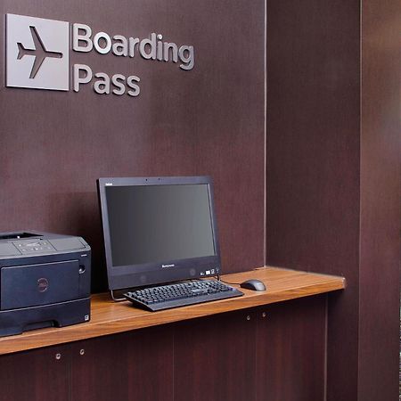 מלון Courtyard By Marriott Roanoke Airport מראה חיצוני תמונה