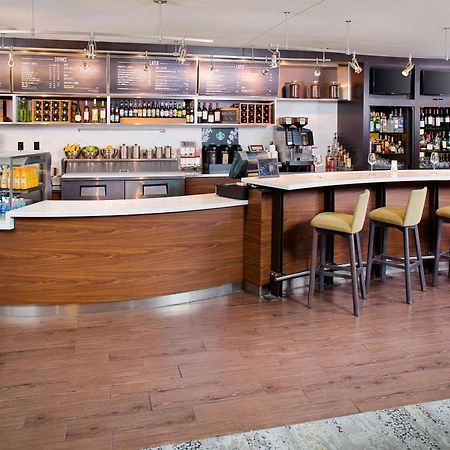 מלון Courtyard By Marriott Roanoke Airport מראה חיצוני תמונה