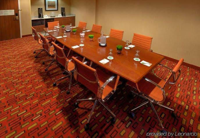 מלון Courtyard By Marriott Roanoke Airport מראה חיצוני תמונה