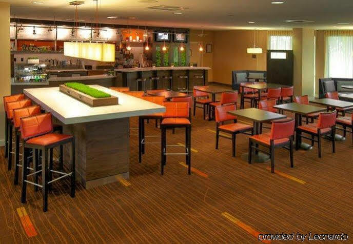 מלון Courtyard By Marriott Roanoke Airport מראה חיצוני תמונה